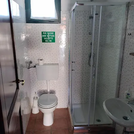 Alojamento de Acomodação e Pequeno-almoço Is Camminantis 3*