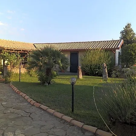 Is Camminantis Bed & Breakfast Nurallào